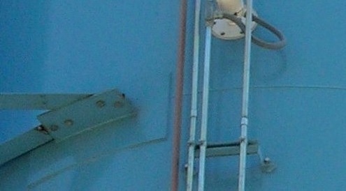 A glass recycler using BinMaster rotaries for low, medium and high-level detection on silos containing glass.