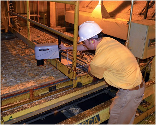 Controlling Moisture Content in Wood Industries - Best Practices