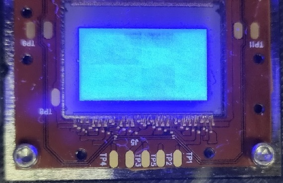 Variable luminance creates a non-uniform appearance in this 0.7” microLED panel (Full HD, 1920x1080) with LED size of 2µm and pixel pitch of 8µm. (Image © Jasper Display Corp.).