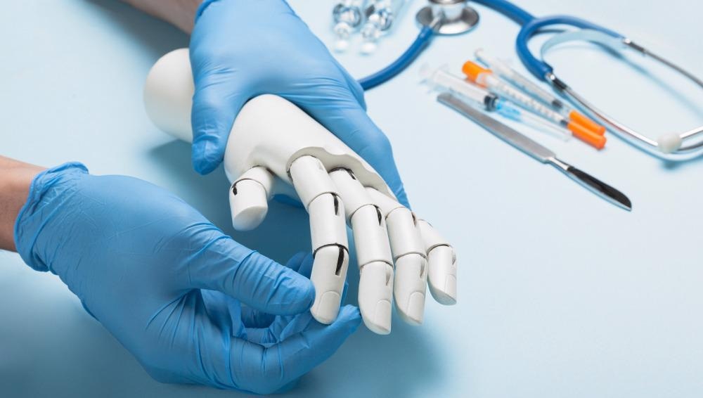 prosthetic hand
