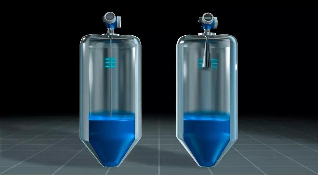 Time-of-flight (top) and hydrostatic (bottom) measuring principles are used in various industries. Depending on your application, your needs may vary for instrumentation and process connections.