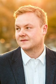 Simon Lord BIo