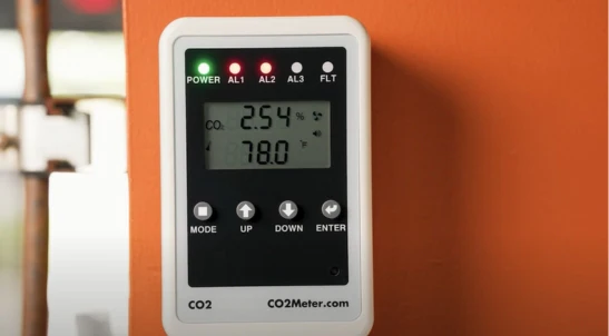 Key Factors When Choosing a CO2 Safety Monitor