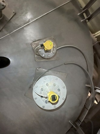 The transmitters were installed at strategic points in the silos. In this application, the expert knowledge of the VEGA employees really paid off. After all, precise level measurement in bulk solids handling systems is a core competence of the instrument manufacturer