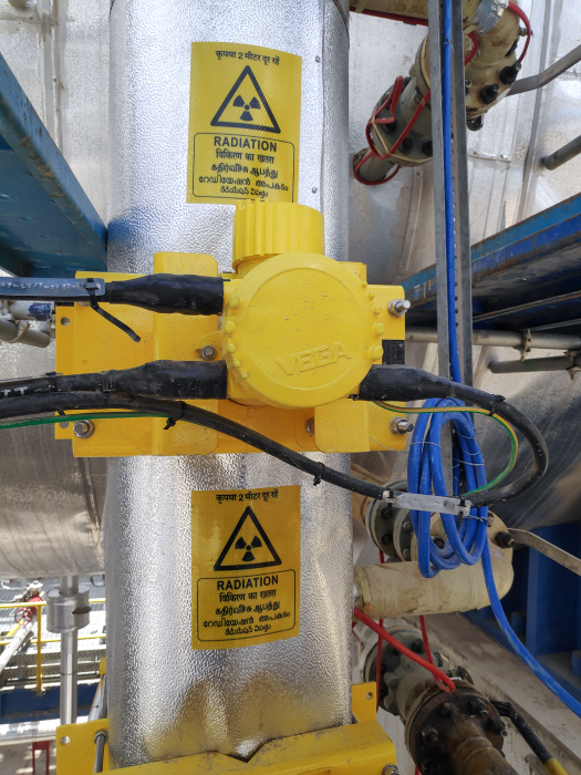 Cairn Oil & Gas uses radiometric density sensors from VEGA on the slug catcher to optimize separation performance. They’re installed in a multiple density configuration