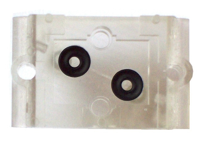 Figure 3a. 3D printed laminar flow restrictor inside transparent adapter sample for the LME sensor. Image Credit: First Sensor