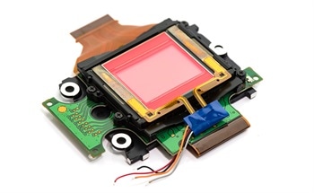 Comparisons of CCD & CMOS Image Sensors for Microscopy