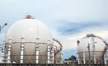 Using Radar Level Sensors as an Energy Source in the Chemical and Petrochemical Industry