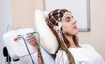 Using Sensors to Ensure Accuracy in EEGs
