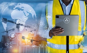 Revolutionizing Transport: Climate-Controlled Smart Shipping Containers for Perishables and Tech