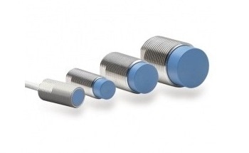 Leading displacement sensor technology for machine monitoring