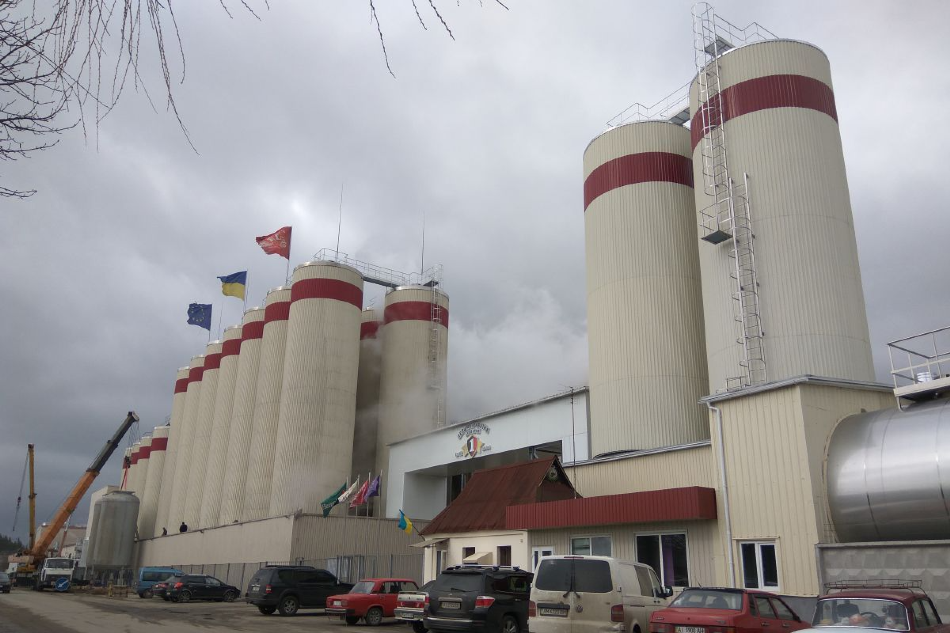 Carbon Dioxide Monitoring During the Production of Ukrainian Wheat Beer