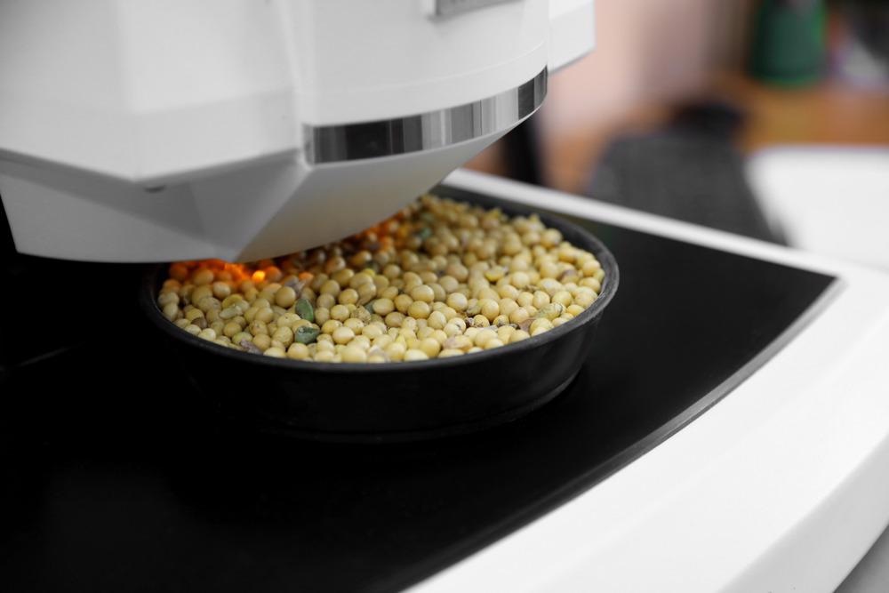 infrared analyzer of grains