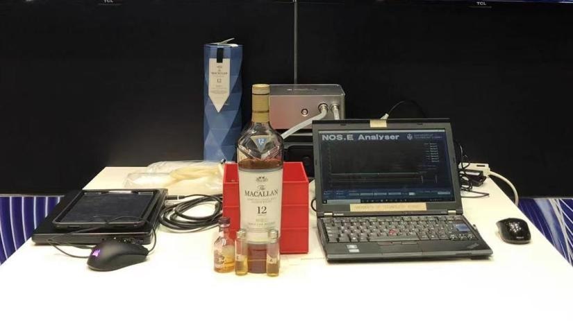 Novel e-Nose to Distinguish Various Types of High-End Alcoholic Beverages