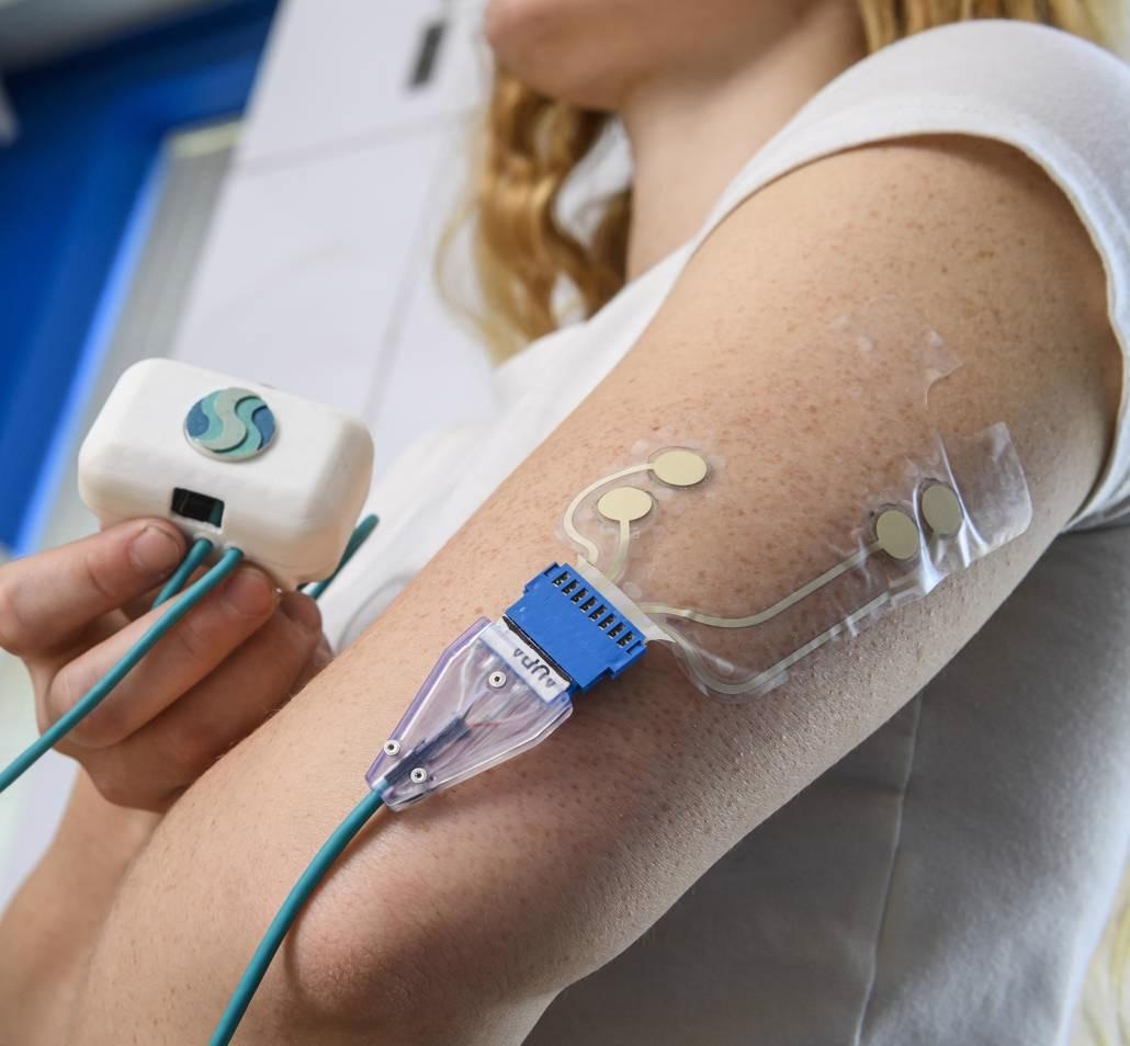 Graduate Students Develop Inexpensive and Non-Invasive Lymphedema Detection Sensor.