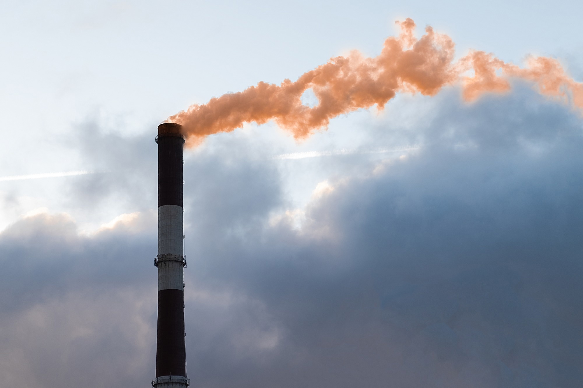 Emission at the enterprise from a pipe of poisonous gas nitric oxide, nitrogen dioxide.
