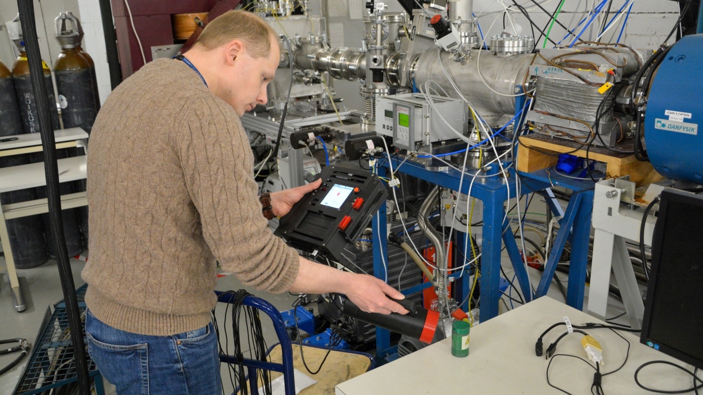 Comprehensive Radiation Detection with a Portable Device