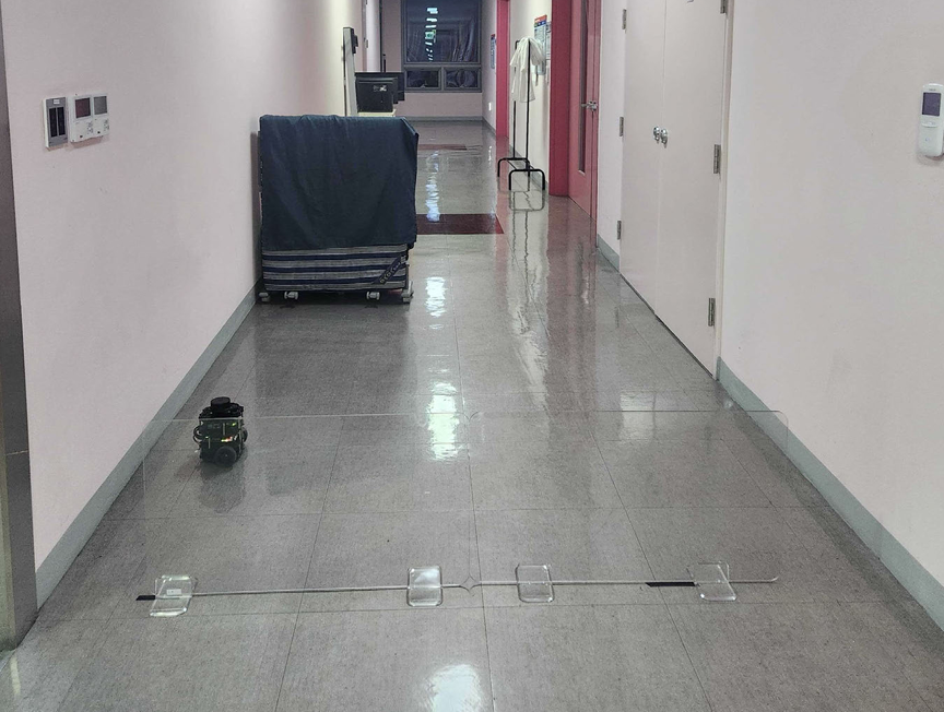 Glass Wall Detection Without the Use of Expensive Sensors.
