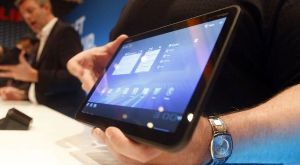 Barometer-Enabled Xoom Tablets from Motorola