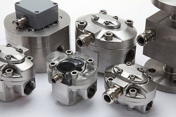 Precise Metering of Viscous Fluid Flows