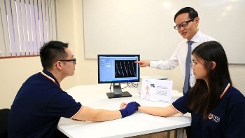 Smart, Ultra-Thin Microfiber Sensor for Monitoring of Vital Signs and Bandage Pressure Sensing