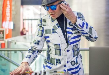 Latest Imperial Lates Event Showcases Innovative Wearables and Intelligent Clothing