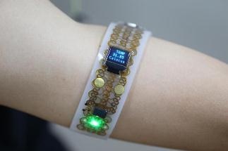 New Multifunctional Electronic Platform for Seamless Integration with Human Skin