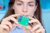 Researchers to Develop Wireless, Implantable Device to Control the Body's Circadian Clock