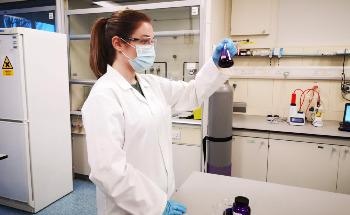 Colour Changing ‘Smart Labels’ Will Help Ensure that Face Masks Keep People Safe in Hospitals and Medical Centres
