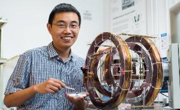New Skin-Like Sensor Mimics the Human Touch
