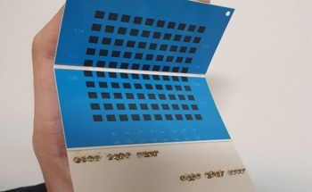 Towards the New-Space Era with Foldable Phased-Array Transmitters for Small Satellites