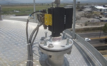 Laser Distance Sensors Reliably Measure Fill Levels in Dusty Storage Silos