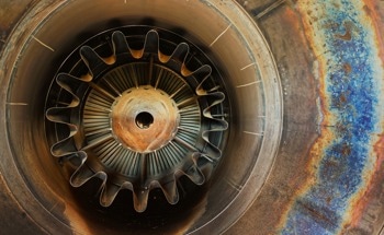 In Situ Raman Spectroscopy for Enhanced Corrosion Detection