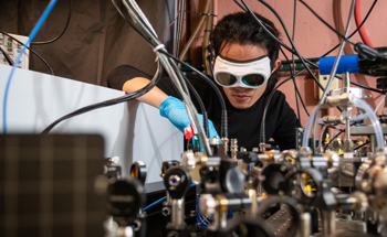 CU Boulder Physicists Develop Breakthrough Laser Device for Ultra-Sensitive Gas Detection