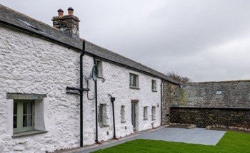 Natural Building Materials Improve Thermal Performance of Ullswater Farmhouse