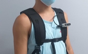Wearable Device to Enhance Autonomy for Visually Impaired
