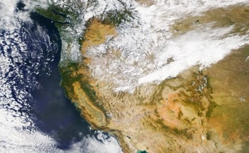 PACE Mission Ocean Satellites Track Plant Growth
